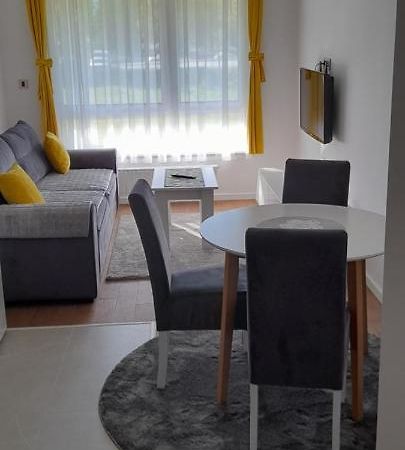 Apartman Kami Tuzla Exteriér fotografie