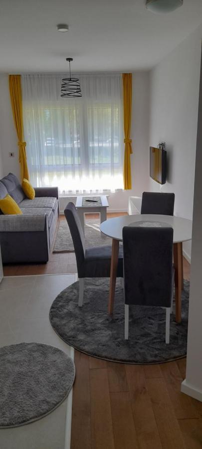 Apartman Kami Tuzla Exteriér fotografie